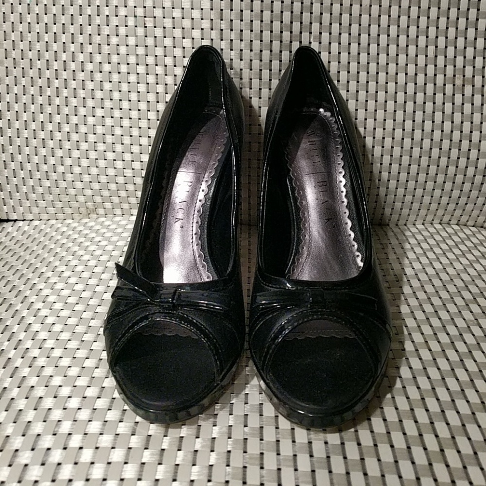 White House Black Market shoes